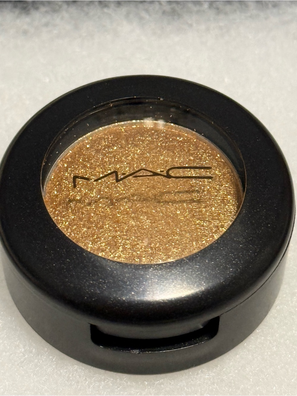 NEW - MAC Cosmetics If It Ain’t Baroque Frost Eye Shadow